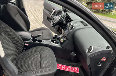 Внедорожник / Кроссовер Nissan Qashqai 2009 в 