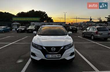 Внедорожник / Кроссовер Nissan Qashqai 2021 в 