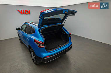 Внедорожник / Кроссовер Nissan Qashqai 2018 в 