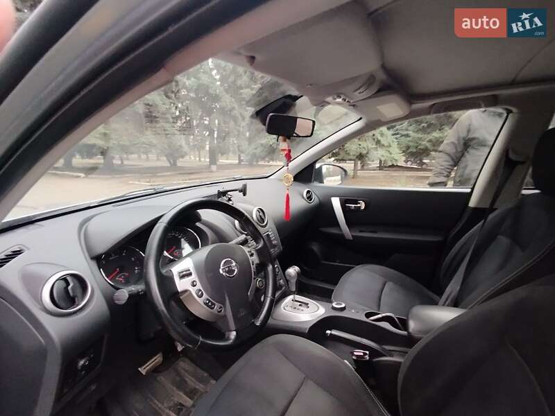Внедорожник / Кроссовер Nissan Qashqai 2010 в Каменском