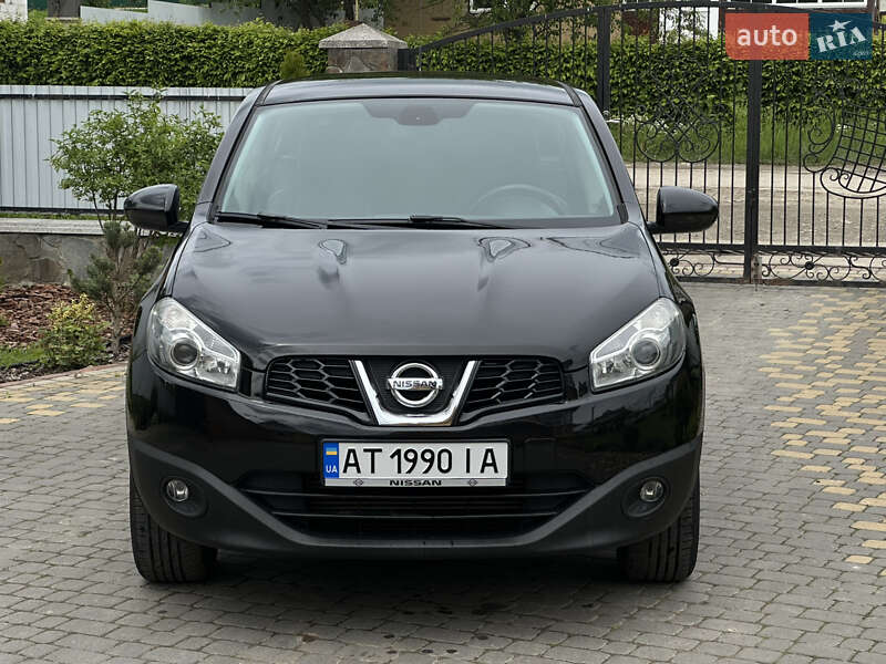 Позашляховик / Кросовер Nissan Qashqai 2010 в Коломиї