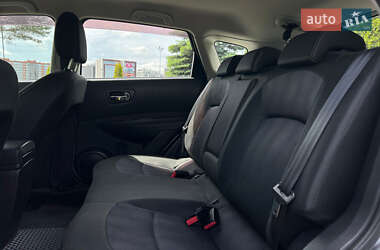 Позашляховик / Кросовер Nissan Qashqai 2013 в 