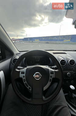Внедорожник / Кроссовер Nissan Qashqai 2007 в 