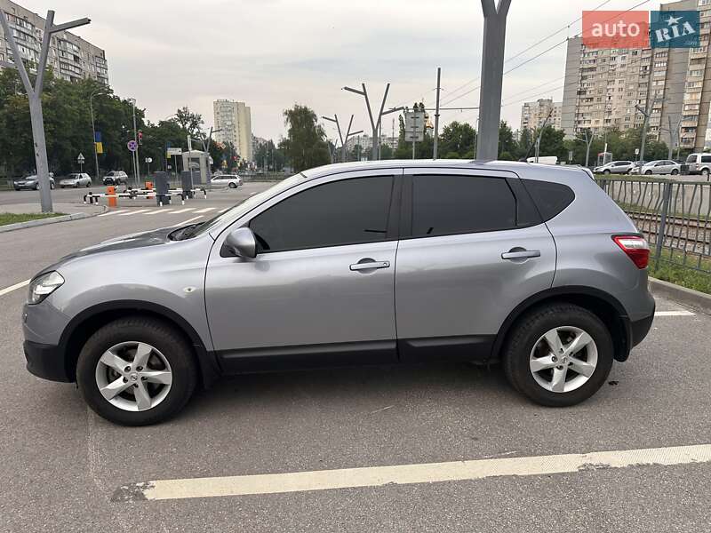 Позашляховик / Кросовер Nissan Qashqai 2011 в Харкові