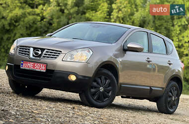Внедорожник / Кроссовер Nissan Qashqai 2009 в 