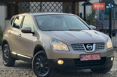Внедорожник / Кроссовер Nissan Qashqai 2009 в 