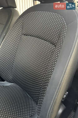 Внедорожник / Кроссовер Nissan Qashqai 2009 в 