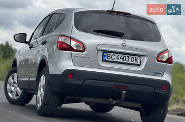 Позашляховик / Кросовер Nissan Qashqai 2010 в 