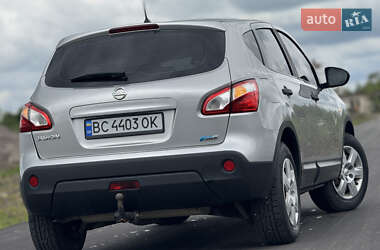 Позашляховик / Кросовер Nissan Qashqai 2010 в 