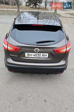 Внедорожник / Кроссовер Nissan Qashqai 2017 в 