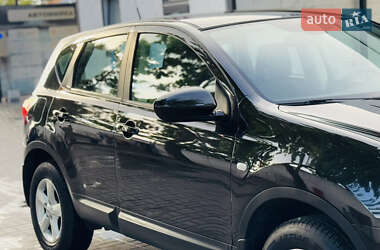 Внедорожник / Кроссовер Nissan Qashqai 2008 в 