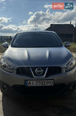 Внедорожник / Кроссовер Nissan Qashqai 2010 в 
