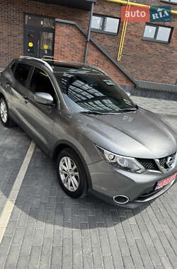 Внедорожник / Кроссовер Nissan Qashqai 2015 в 