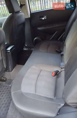 Позашляховик / Кросовер Nissan Qashqai 2011 в 