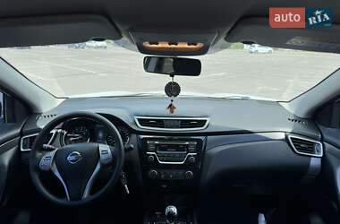 Внедорожник / Кроссовер Nissan Qashqai 2014 в 