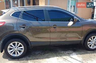 Внедорожник / Кроссовер Nissan Qashqai 2016 в 