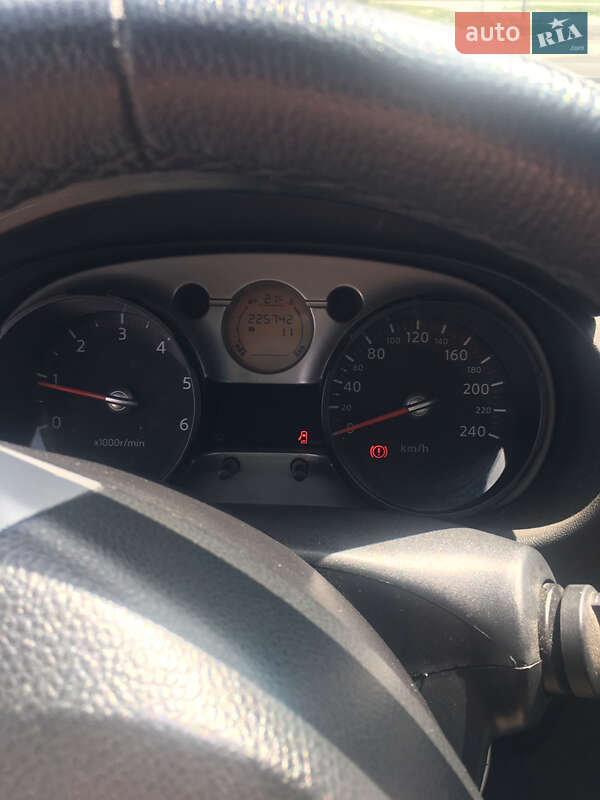 Внедорожник / Кроссовер Nissan Qashqai 2007 в Миргороде