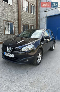 Внедорожник / Кроссовер Nissan Qashqai 2011 в Киеве