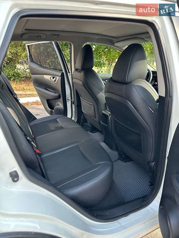 Внедорожник / Кроссовер Nissan Qashqai 2017 в Виннице