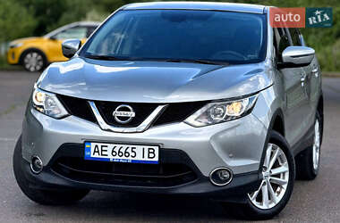 Внедорожник / Кроссовер Nissan Qashqai 2016 в Кривом Роге