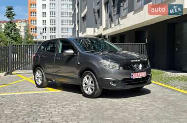 Позашляховик / Кросовер Nissan Qashqai 2012 в 