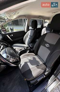 Позашляховик / Кросовер Nissan Qashqai 2012 в 