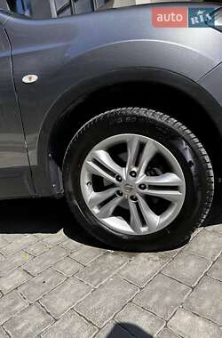 Позашляховик / Кросовер Nissan Qashqai 2012 в 