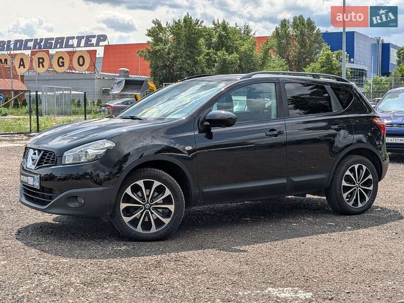Позашляховик / Кросовер Nissan Qashqai 2013 в Києві