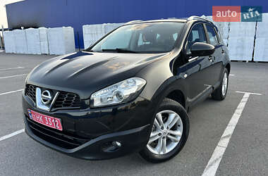 Позашляховик / Кросовер Nissan Qashqai 2013 в 