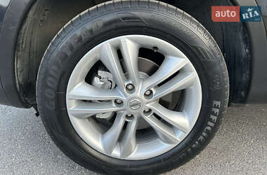 Позашляховик / Кросовер Nissan Qashqai 2013 в 