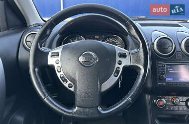 Позашляховик / Кросовер Nissan Qashqai 2013 в 