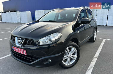 Позашляховик / Кросовер Nissan Qashqai 2013 в 