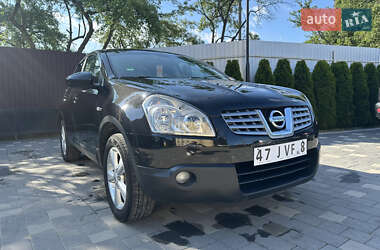 Внедорожник / Кроссовер Nissan Qashqai 2009 в 