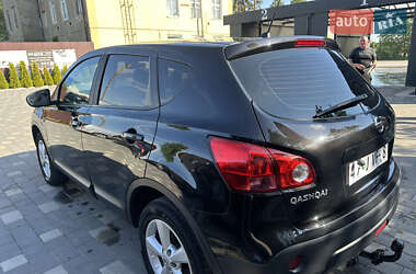 Внедорожник / Кроссовер Nissan Qashqai 2009 в 