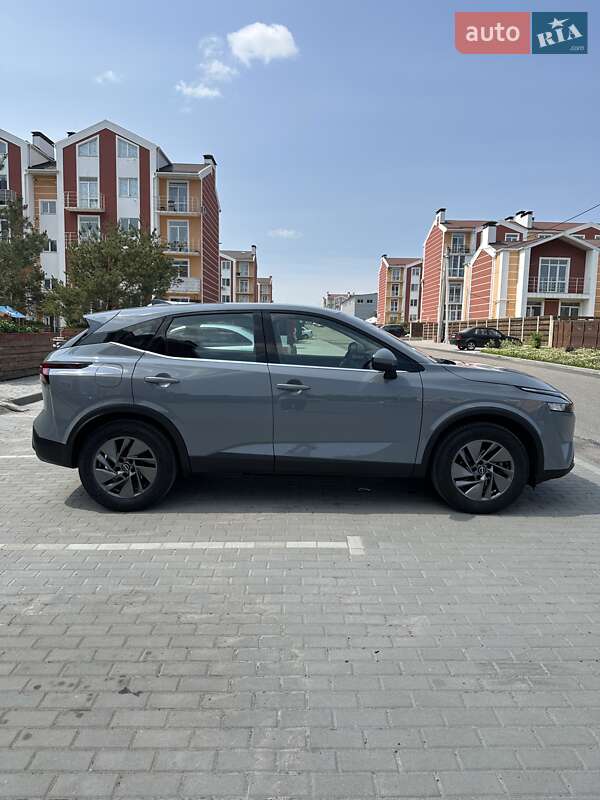 Позашляховик / Кросовер Nissan Qashqai 2022 в Білогородці