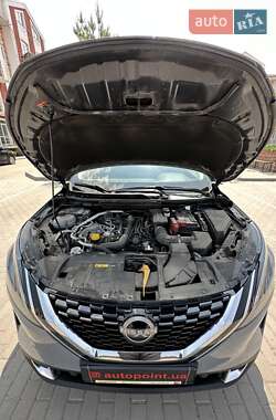 Внедорожник / Кроссовер Nissan Qashqai 2022 в 