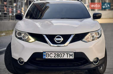 Внедорожник / Кроссовер Nissan Qashqai 2015 в 
