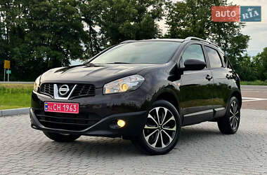 Позашляховик / Кросовер Nissan Qashqai 2012 в Стрию