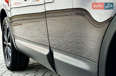 Внедорожник / Кроссовер Nissan Qashqai 2012 в 