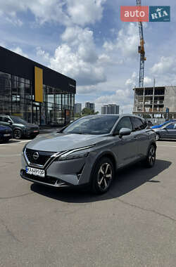 Позашляховик / Кросовер Nissan Qashqai 2023 в 