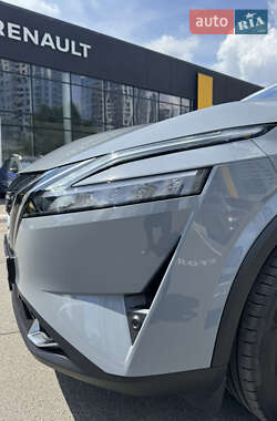 Позашляховик / Кросовер Nissan Qashqai 2023 в 