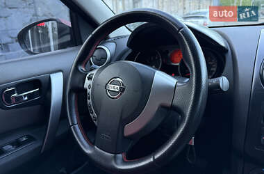 Внедорожник / Кроссовер Nissan Qashqai 2007 в 