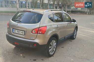 Внедорожник / Кроссовер Nissan Qashqai 2009 в 