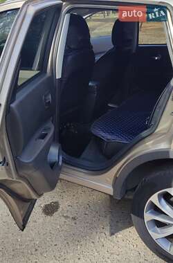 Внедорожник / Кроссовер Nissan Qashqai 2009 в 