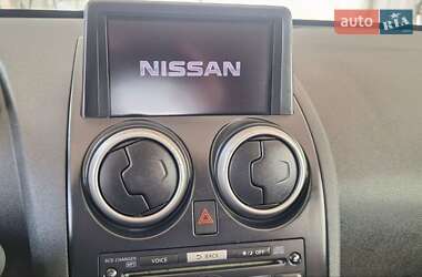 Позашляховик / Кросовер Nissan Qashqai 2009 в 
