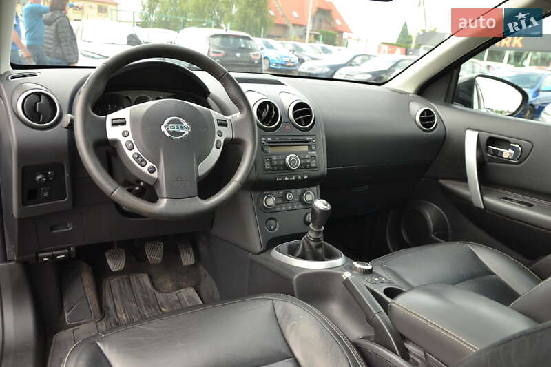 Внедорожник / Кроссовер Nissan Qashqai 2009 в Луцке