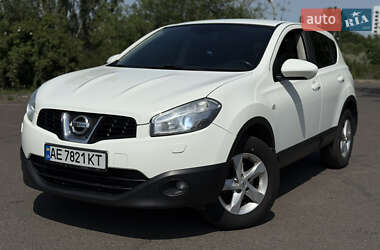 Внедорожник / Кроссовер Nissan Qashqai 2013 в 