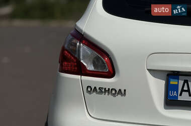 Внедорожник / Кроссовер Nissan Qashqai 2013 в 