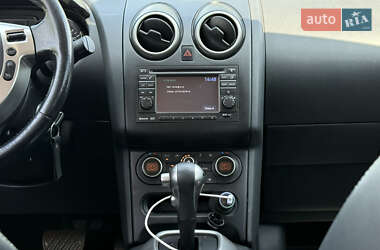 Внедорожник / Кроссовер Nissan Qashqai 2013 в 