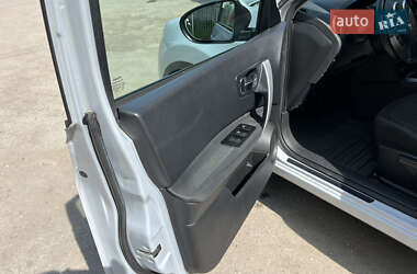 Внедорожник / Кроссовер Nissan Qashqai 2007 в 